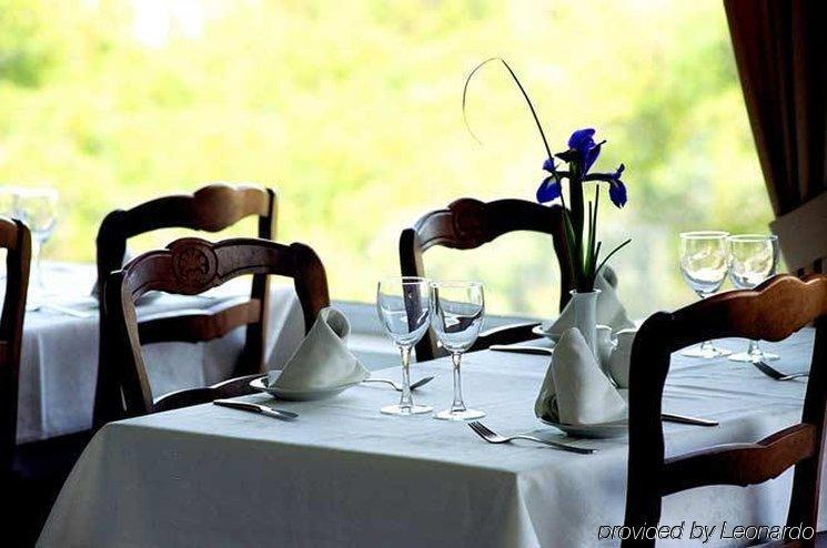 Hotel Rocamar カダケス レストラン 写真